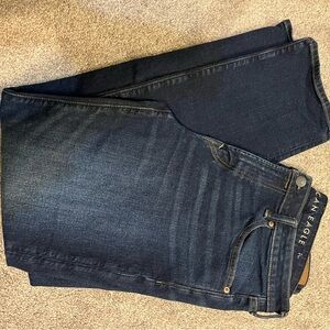 American Eagle Outfitters Men's Dark Blue Jeans